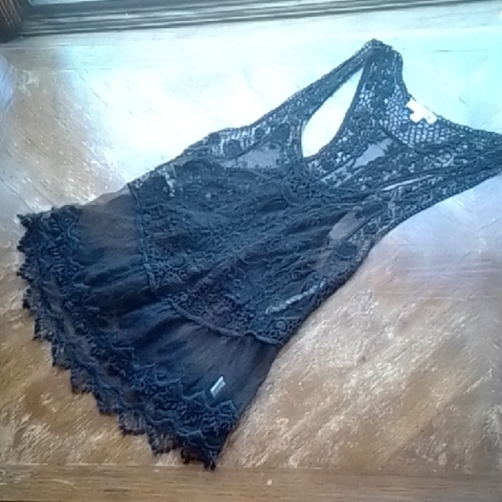 Roommates Black Lace Chemise with Scalloped Hem